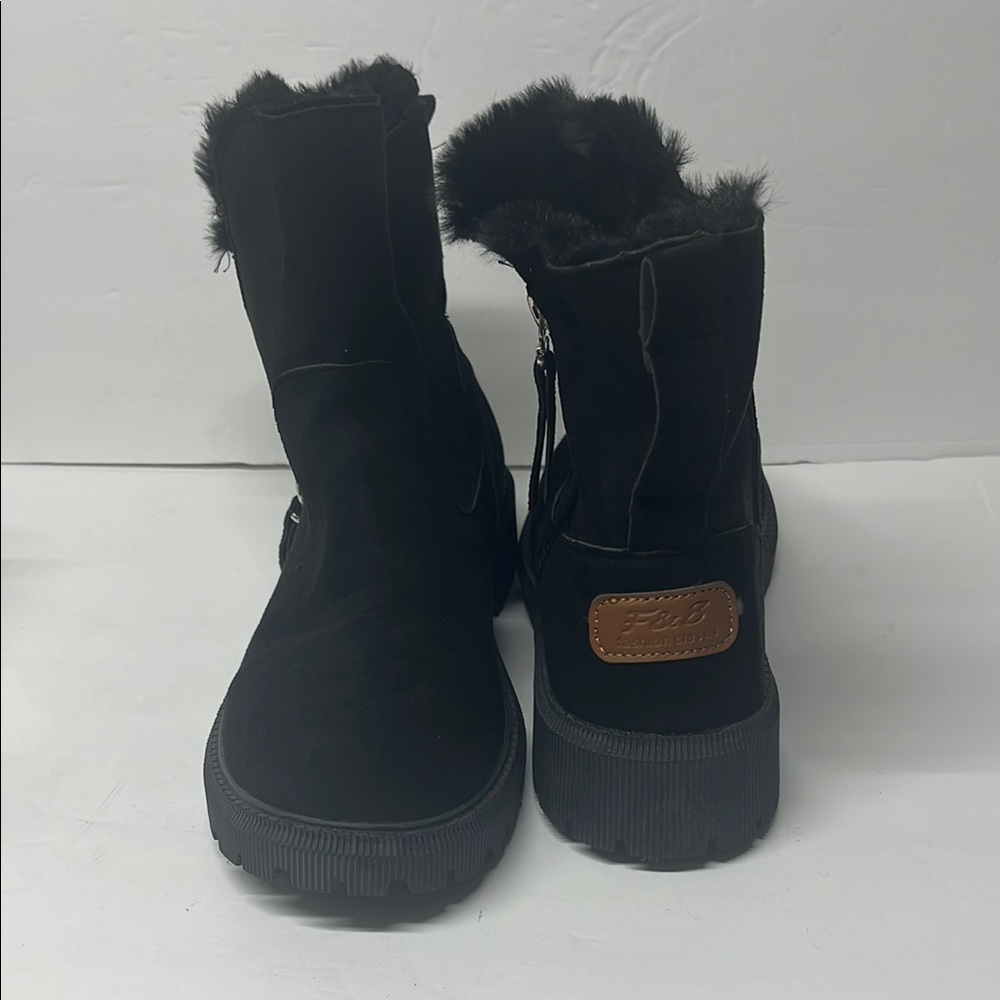 Women's Black Ankle Boots - Picture 5 of 5